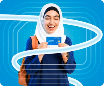 نوجوان با سیم‌کارت نوجوان همراه اول